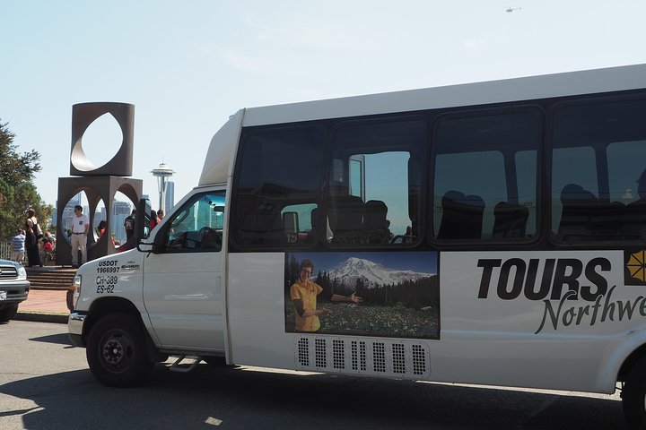 Pre-Cruise Tour: Transportation & Seattle City Tour - thumb 3