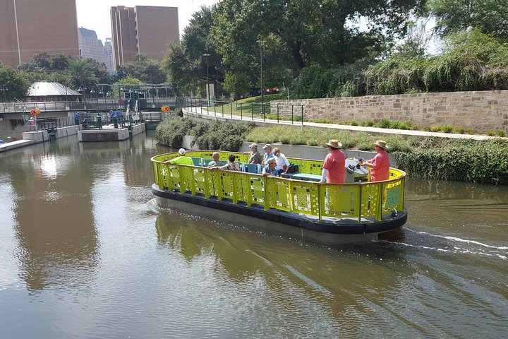 San Antonio River Walk Cruise And Hop-On Hop-Off Bus Tour - thumb 0
