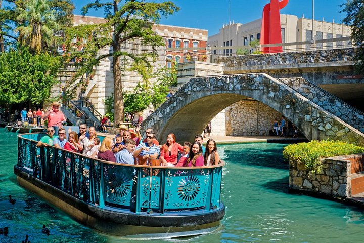 San Antonio Super Saver: Hop-On Hop-Off Bus Tour, Tower Of Americas, Museum Admission, And More - thumb 2