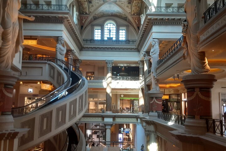 Get Lucky On The Las Vegas Strip Walking Tour - thumb 1