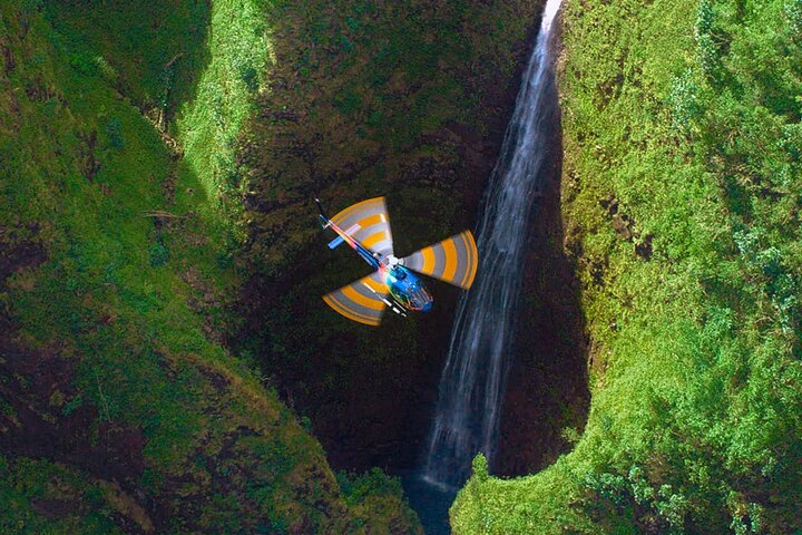 Isle Sights Unseen - 45 Min Helicopter Tour - Doors Off Or On - thumb 5