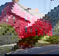 Private Mansion and Newport Rhode Island City Tour - USA Accommodation