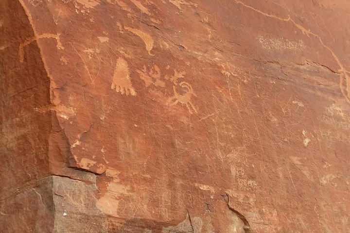 Valley Of Fire Hike From Las Vegas - thumb 1