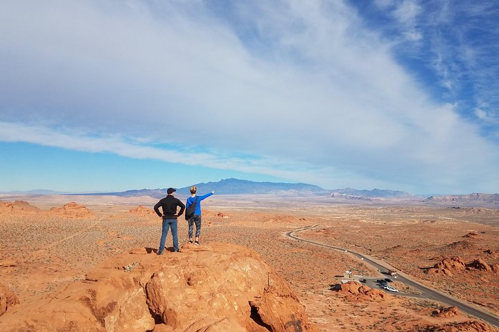 Valley Of Fire Hike From Las Vegas - thumb 4