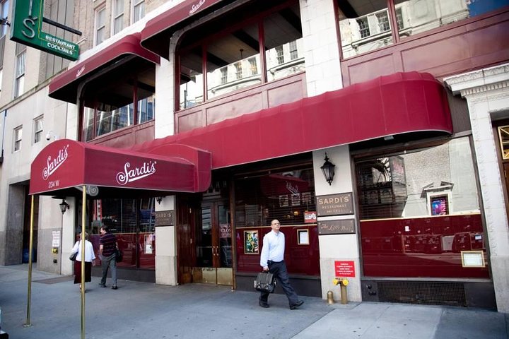 Private Theatre District Tour