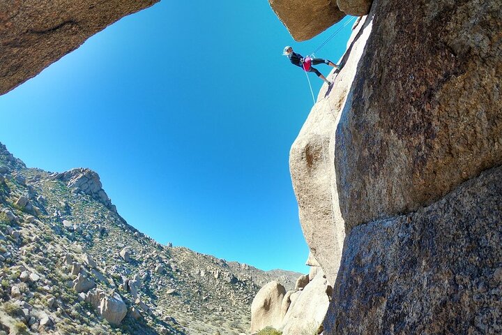 Rappelling Adventure In Scottsdale - thumb 4