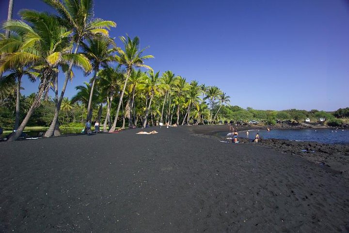 Big Island In A Day: Volcanoes, Waterfalls, Sightseeing, History - thumb 2