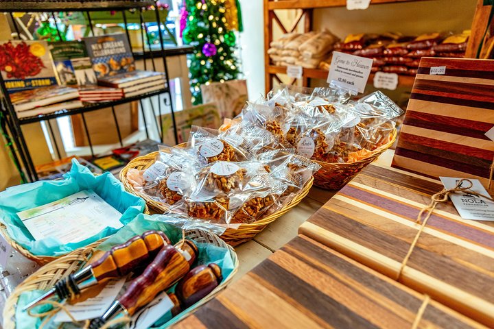 The 10 Tastings Of New Orleans With Locals: Private Food Tour - thumb 5