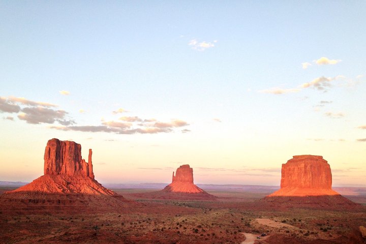 1.5 Hour Tour Of Monument Valley's Valley Loop Drive - thumb 1