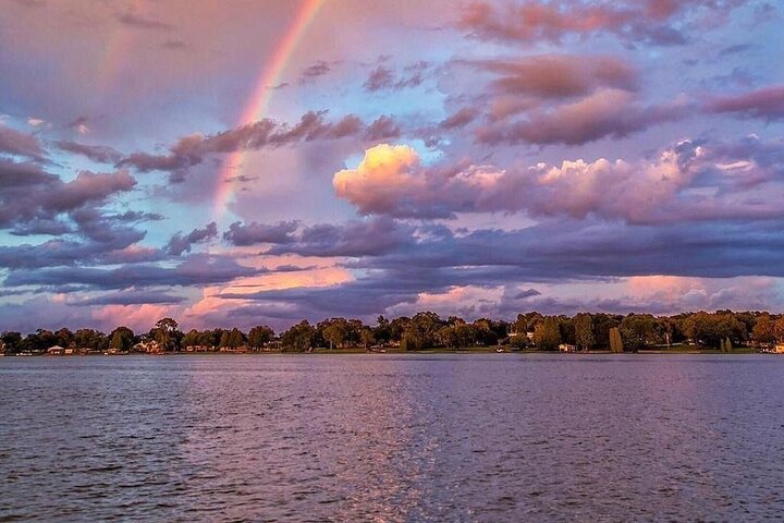 Pontoon Lake Tours - thumb 3
