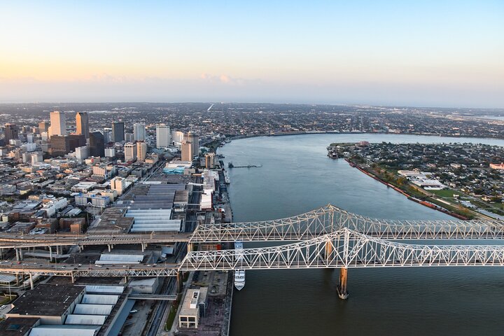 New Orleans Ultimate One-Hour Helicopter Tour - thumb 1