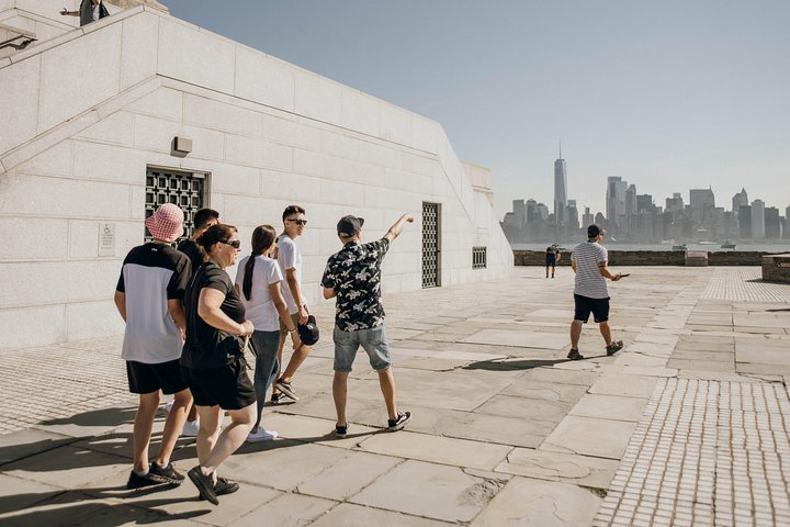 Early Access: First On The Island Statue Of Liberty & Ellis Island - thumb 3