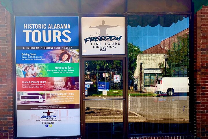 Super City Birmingham Hop On Hop Off Driving App Tour - thumb 2