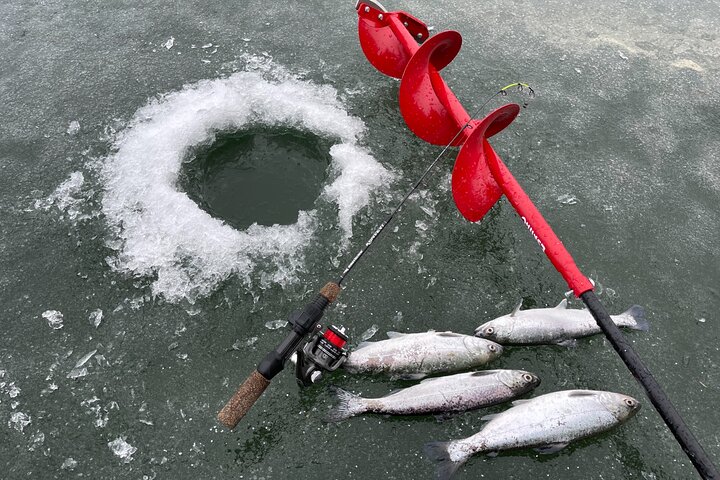 Ice Fishing Private Tour - thumb 1