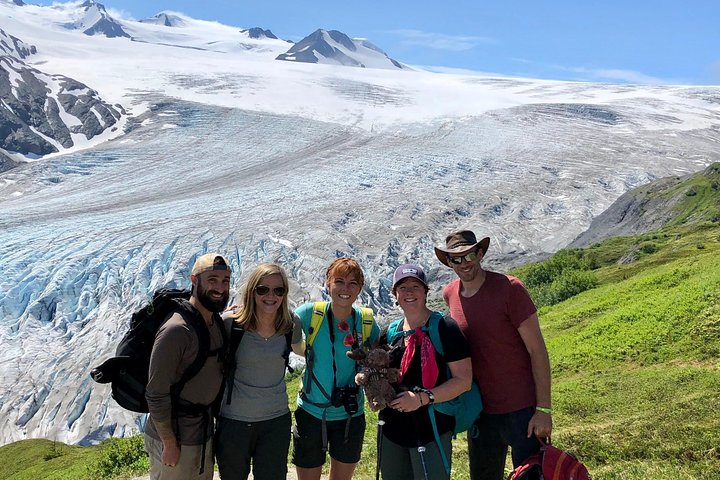 9 Day Alaska Wildlife Tour W. Bear+Whale Viewing, 2 Nat'l Parks, Boutique Hotels - thumb 2